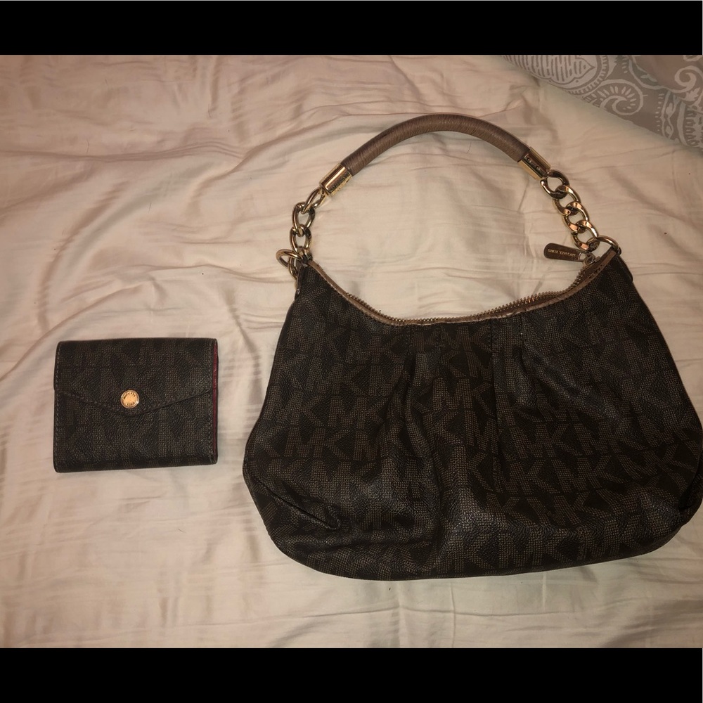 MK Logo bag and wallet